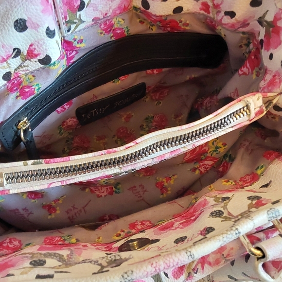 🌺 LIKE NEW Betsey Johnson Floral Polka Dot Shoulder/Crossbody Bag - Picture 11 of 16